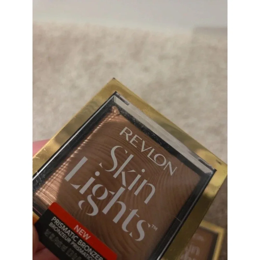 Revlon skin lights bronzer